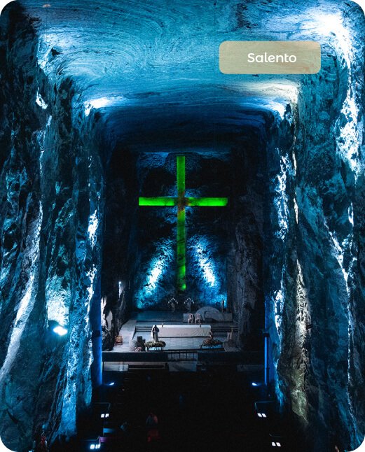 Descubre todos los destinos ecoturísticos de Colombia con Siempre Colombia: Amazonas, La Guajira, Zona Cafetera, Parque Nacional Tayrona, Llanos Orientales, Chocó Biogeográfico, Sierra Nevada de Santa Marta, San Andrés, Guaviare, Putumayo, Caquetá, Santander, Sierra de la Macarena, entre otros. Vive la aventura, biodiversidad, cultura y naturaleza con turismo responsable.