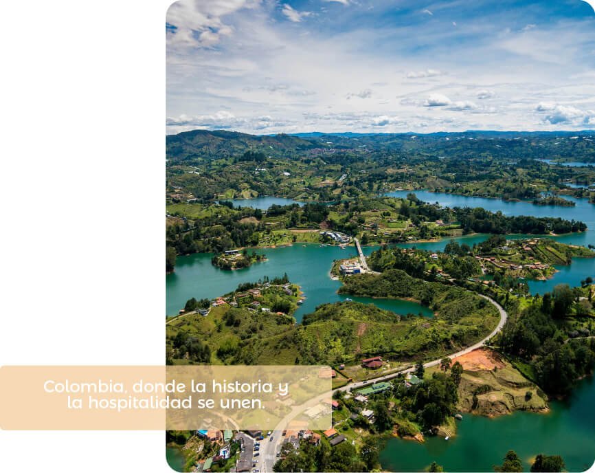 Descubre todos los destinos ecoturísticos de Colombia con Siempre Colombia: Amazonas, La Guajira, Zona Cafetera, Parque Nacional Tayrona, Llanos Orientales, Chocó Biogeográfico, Sierra Nevada de Santa Marta, San Andrés, Guaviare, Putumayo, Caquetá, Santander, Sierra de la Macarena, entre otros. Vive la aventura, biodiversidad, cultura y naturaleza con turismo responsable.