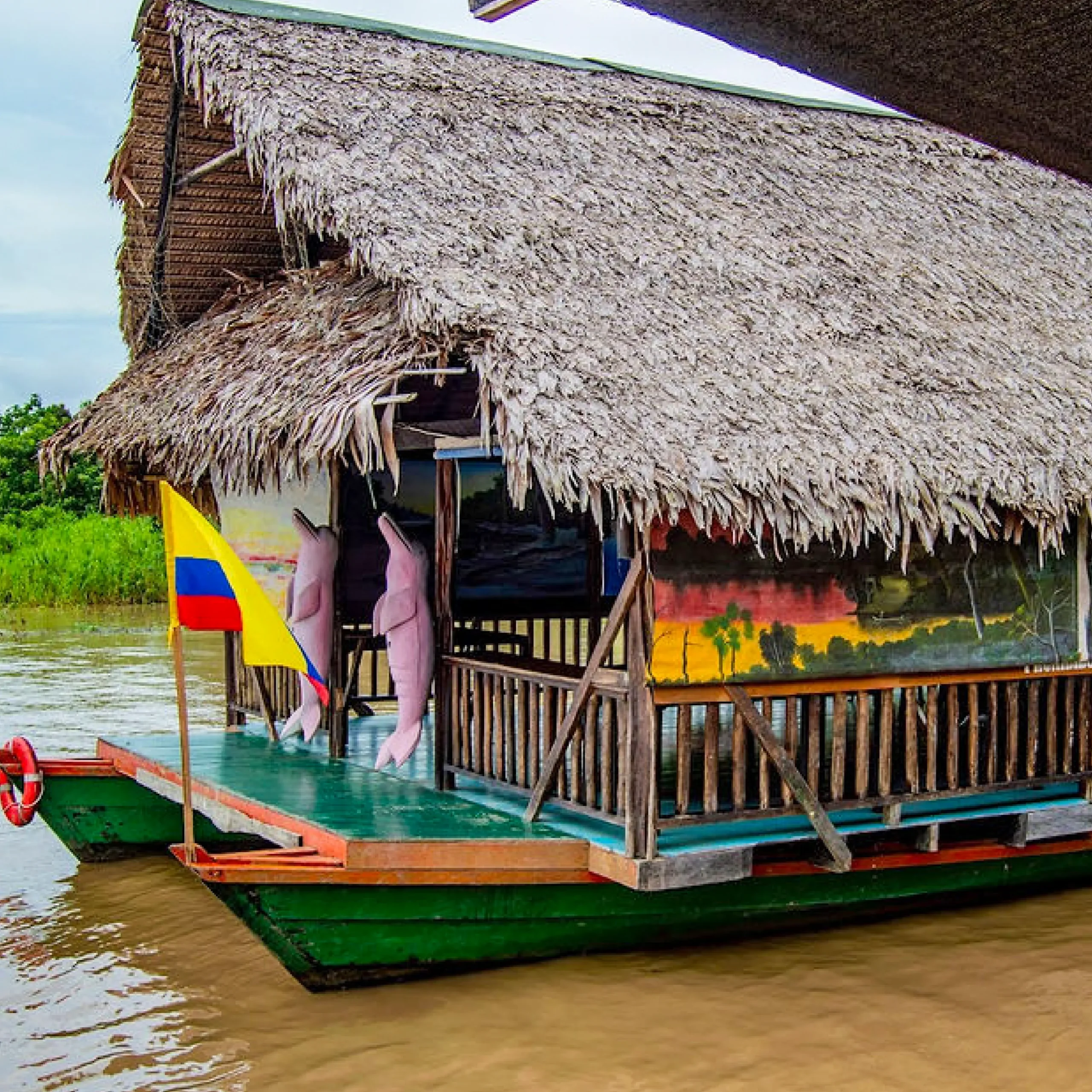 Descubre todos los destinos ecoturísticos de Colombia con Siempre Colombia: Amazonas, La Guajira, Zona Cafetera, Parque Nacional Tayrona, Llanos Orientales, Chocó Biogeográfico, Sierra Nevada de Santa Marta, San Andrés, Guaviare, Putumayo, Caquetá, Santander, Sierra de la Macarena, entre otros. Vive la aventura, biodiversidad, cultura y naturaleza con turismo responsable.