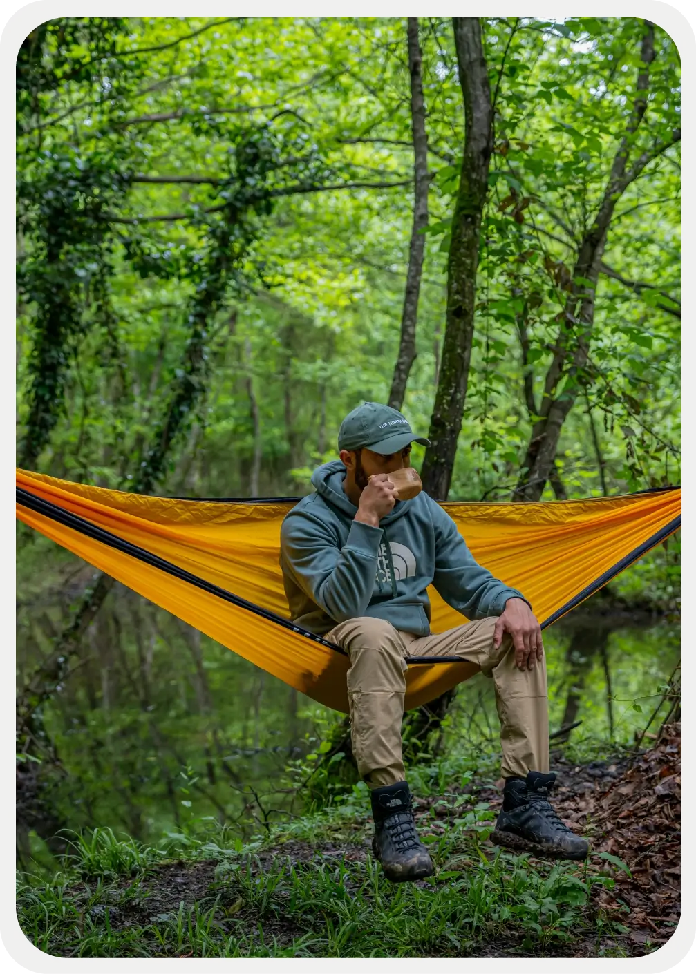 Descubre todos los destinos ecoturísticos de Colombia con Siempre Colombia: Amazonas, La Guajira, Zona Cafetera, Parque Nacional Tayrona, Llanos Orientales, Chocó Biogeográfico, Sierra Nevada de Santa Marta, San Andrés, Guaviare, Putumayo, Caquetá, Santander, Sierra de la Macarena, entre otros. Vive la aventura, biodiversidad, cultura y naturaleza con turismo responsable.