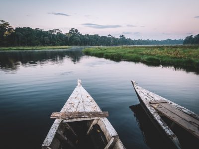 boat-adventure-lake-wooden-canoe-jungle-perspective-amazon-exploring-canoes_t20_8lzeeQ-min